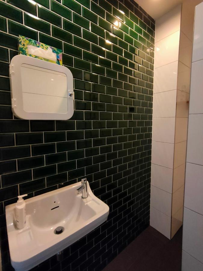 Familie- En Groepsverblijf Het Voorhuis Loon op Zand Eksteriør billede