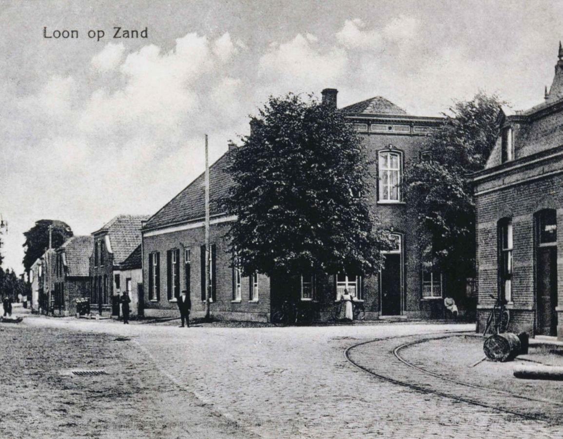 Familie- En Groepsverblijf Het Voorhuis Loon op Zand Eksteriør billede